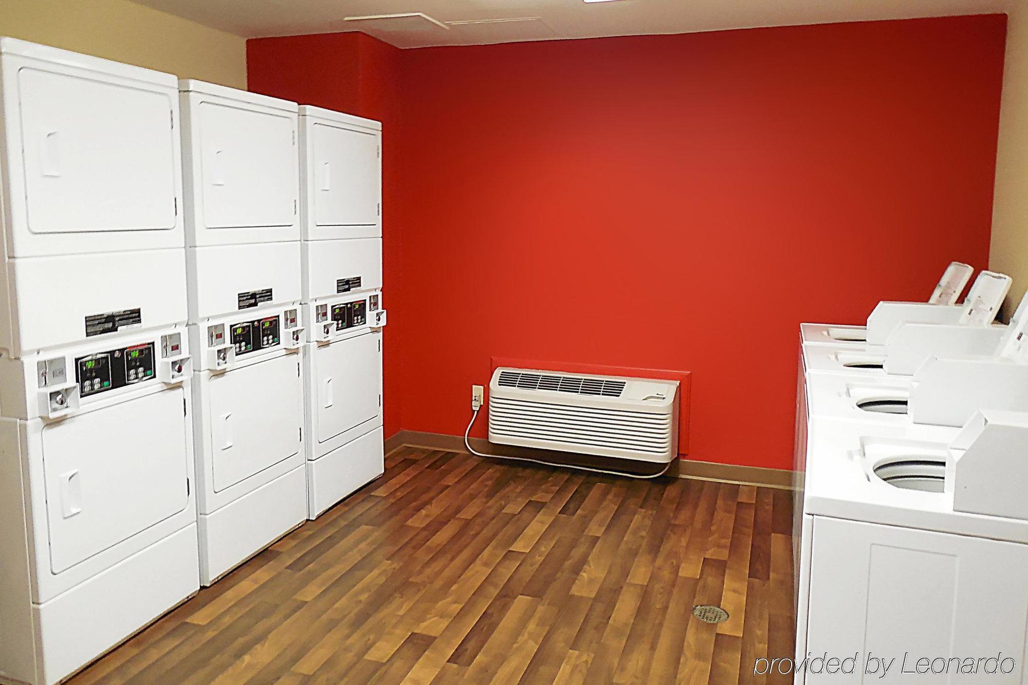 Extended Stay America Select Suites - Detroit - Roseville Bagian luar foto