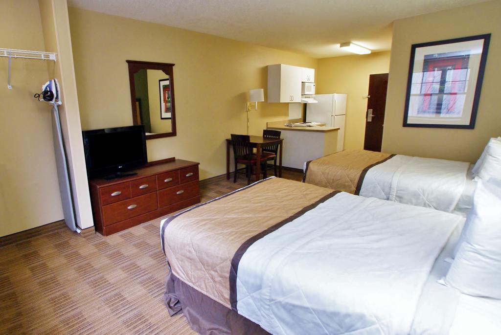 Extended Stay America Select Suites - Detroit - Roseville Bagian luar foto