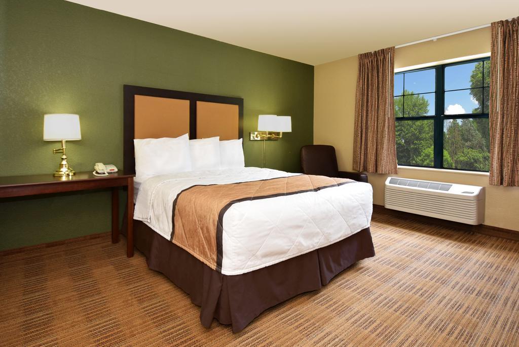 Extended Stay America Select Suites - Detroit - Roseville Bagian luar foto
