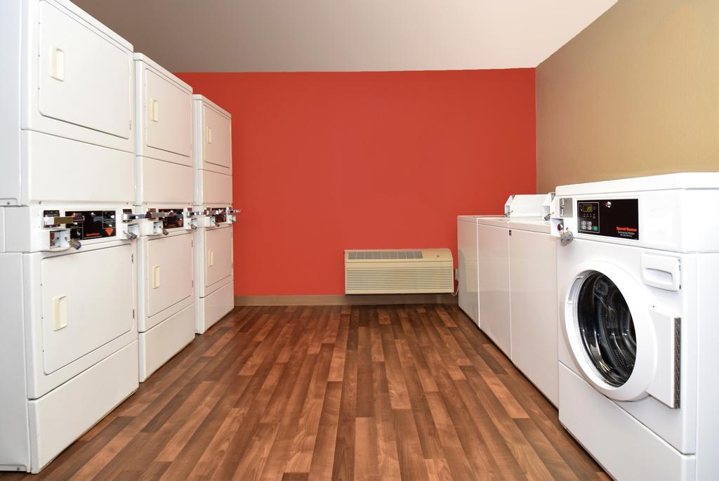 Extended Stay America Select Suites - Detroit - Roseville Bagian luar foto
