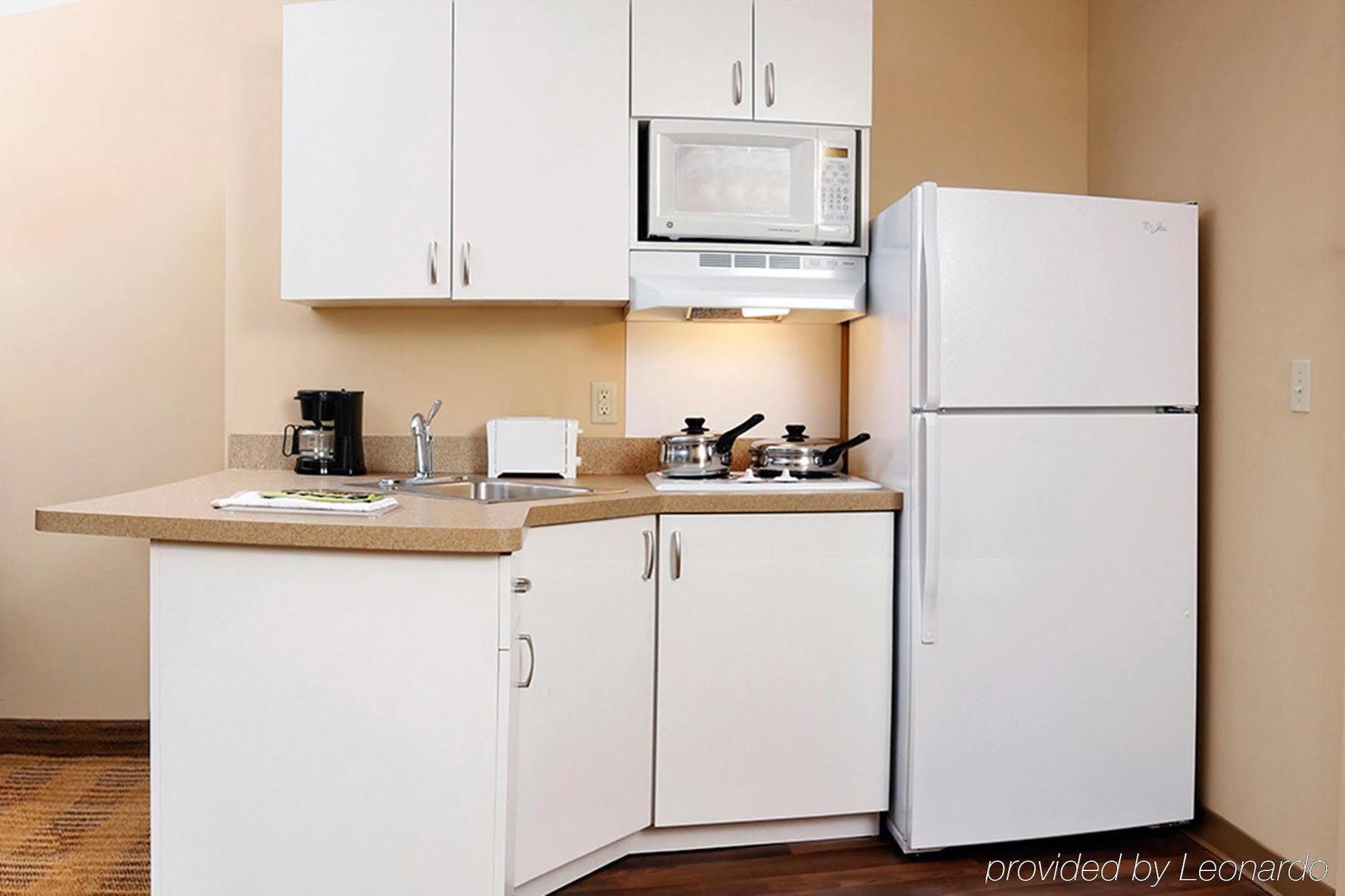 Extended Stay America Select Suites - Detroit - Roseville Bagian luar foto