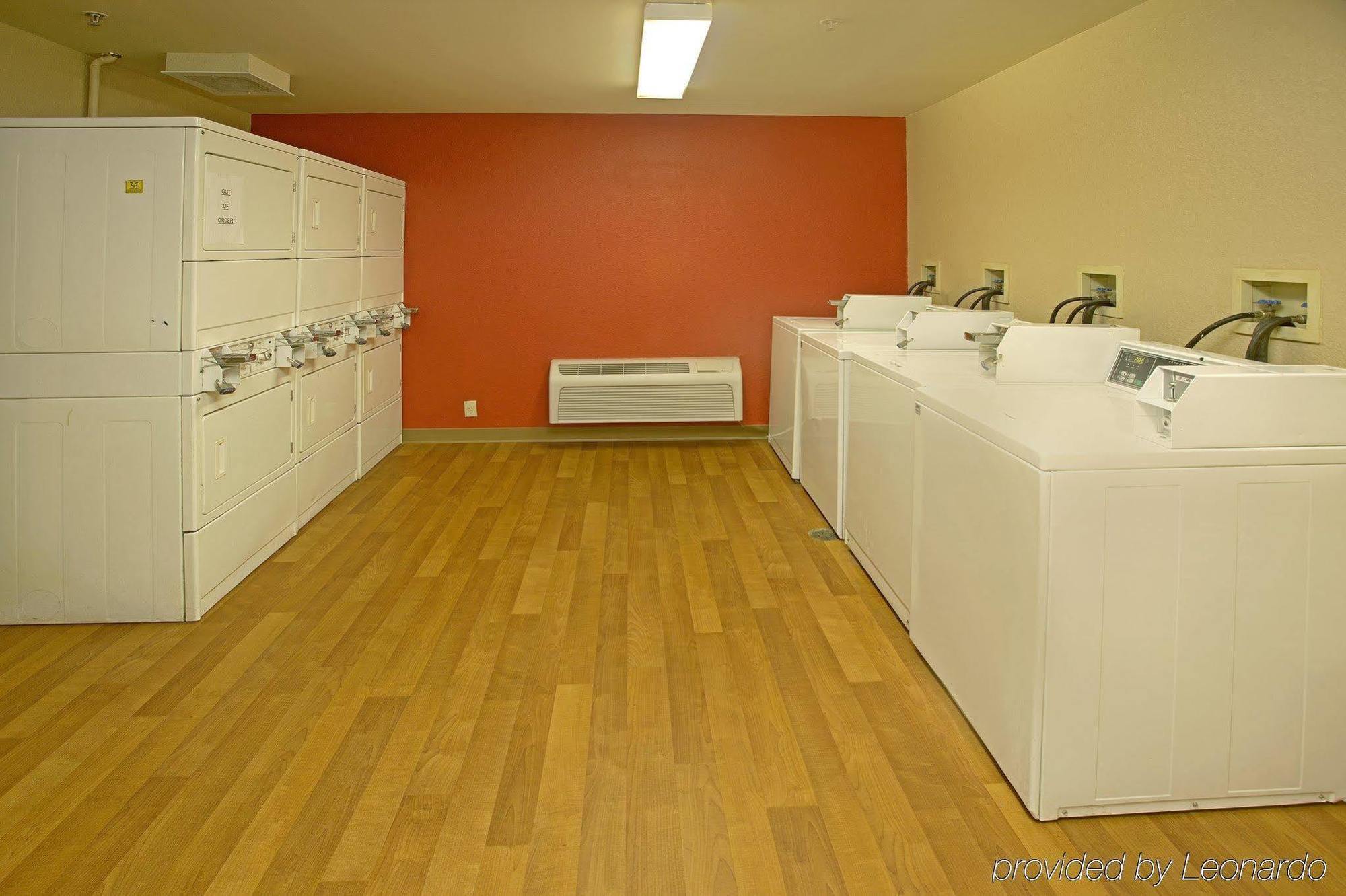 Extended Stay America Select Suites - Detroit - Roseville Bagian luar foto